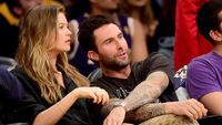 Romantisnya Adam Levine dan Behati Prinsloo di Tengah Isu KDRT