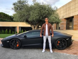 Pamer Lamborghini, Ronaldo Malah Diisengi di Medsos