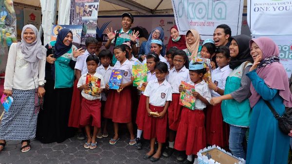 Budaya Membaca di Festival Literasi Indonesia 2016
