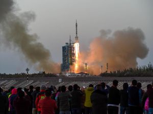 Pesawat Antariksa China Sukses Berlabuh di Ruang Angkasa, Jalani Misi Terlama Pesawat Antariksa China Sukses Berlabuh di Ruang Angkasa, Jalani Misi Terlama