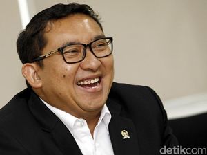 Saling Tunjuk soal Genderuwo Berewokan di Istana Saling Tunjuk soal Genderuwo Berewokan di Istana