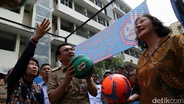 Ahok Resmikan RPTRA Marunda