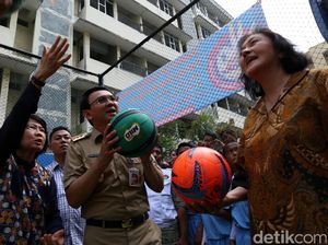 Ahok Resmikan RPTRA Marunda Ahok Resmikan RPTRA Marunda