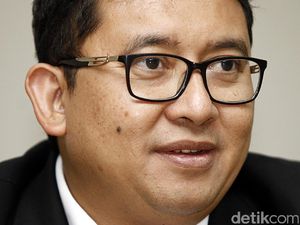 Ragukan Klaim Ahok, Fadli Zon: Puluhan Ribu Pendemo di Jakarta Tak Bahagia