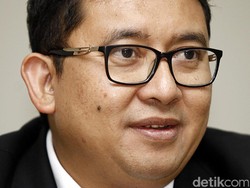 Ragukan Klaim Ahok, Fadli Zon: Puluhan Ribu Pendemo di Jakarta Tak Bahagia