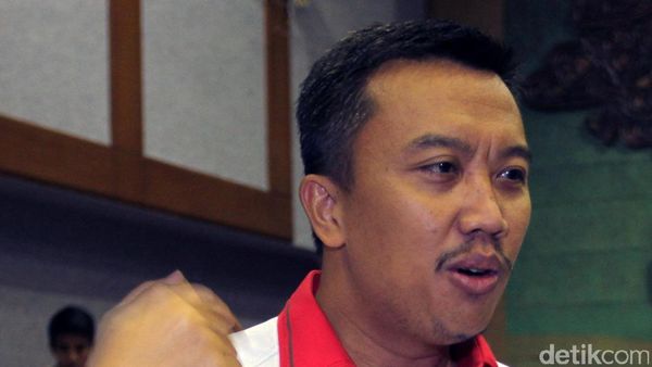 Menpora Raker dengan Komisi X
