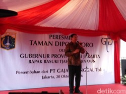 Ahok Jadikan Bekas SPBU dan Pasar di Jalan Diponegoro Jadi RPTRA