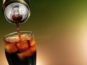 5 Dampak Buruk Keseringan Minum Soda 5 Dampak Buruk Keseringan Minum Soda