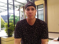 Dikaitkan dengan Gisel, Mischa Tegaskan Putus dari Jessica Baik-baik