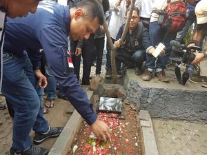 Ziarah ke Makam Si Pitung, Agus Yudhoyono Janji Tak Ada Penindasan di DKI