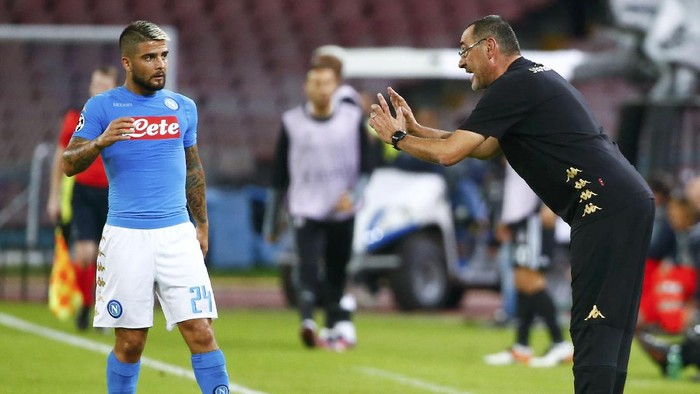 Napoli Menyusahkan Diri Sendiri