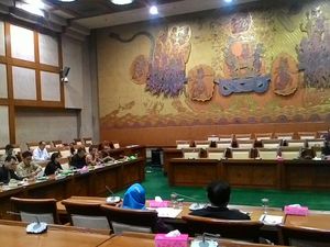 Sri Mulyani Kembali Gantikan Rini Soemarno Rapat dengan Komisi VI DPR
