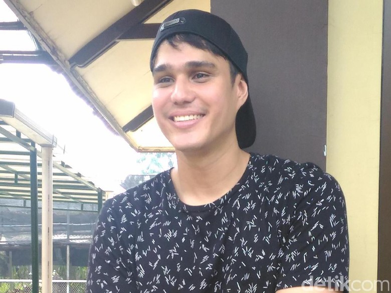 Disebut Jalin Asmara, Mischa Chandrawinata Sudah Hubungi Gisel? Disebut Jalin Asmara, Mischa Chandrawinata Sudah Hubungi Gisel?