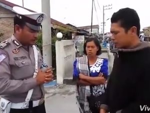 Ajakan Berdoa ke Pelanggar Sebelum Menilang Inisiatif Pribadi Bripka N Tambunan