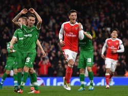 Oezil Hat-trick, Arsenal Libas Ludogorets 6-0