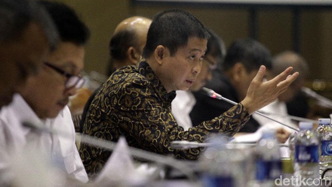 Ada 3.600 Izin Tambang Abal-abal, Jonan: Harus Ditertibkan Ada 3.600 Izin Tambang Abal-abal, Jonan: Harus Ditertibkan