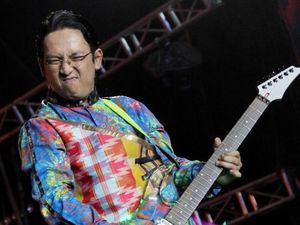 Kisah Apoy Wali Turun ke Lokasi Bencana dan Cari Jenazah Aa Jimmy dan Keluarga Kisah Apoy Wali Turun ke Lokasi Bencana dan Cari Jenazah Aa Jimmy dan Keluarga