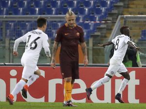 Buang Keunggulan Dua Gol di Menit-Menit Akhir, Nainggolan: Roma Ketiduran