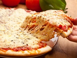 Kalau Mau Membuat Keju Leleh Mulur, 8 Jenis Keju Ini Bisa Jadi Pilihan (2)