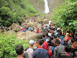 Air Terjun Ponot yang Hits di Sumut Air Terjun Ponot yang Hits di Sumut