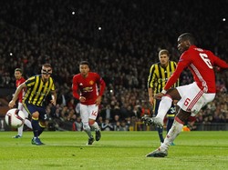 Pogba Izin Dulu ke Rooney Sebelum Eksekusi Penalti