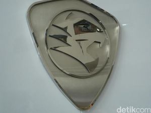 Masyarakat Malaysia Ada yang Tak Setuju Punya Mobnas Lagi