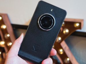 Ponsel Kamera Bergaya Klasik Kodak Ektra