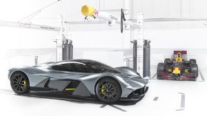 Mobil Super Aston Martin-Red Bull