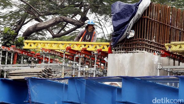 Pembangunan Simpang Susun Semanggi