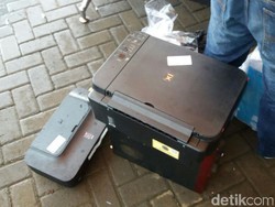Geledah Rumah Taat Dimas Kanjeng, Polisi Sita Printer dan Uang Puluhan Juta