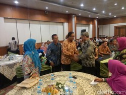 Hadiri Pelantikan Pengurus KAHMI Jakarta, Anies Disambut Yel-yel Dukungan