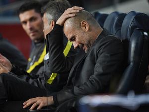 Guardiola: Ubah Gaya Main? Lebih Baik Saya Pulang ke Katalunya
