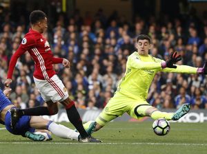 Courtois Bicara Soal Kokohnya Tembok Si Biru