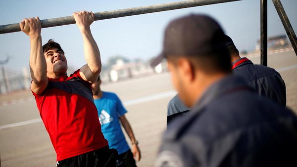 Polisi Hamas Rekrut Anggota