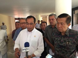 Cek Pelabuhan Hingga Bandara, Menteri Perhubungan Blusukan ke Bali