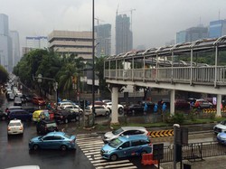 Klakson Kendaraan yang Bersahutan Saat Jakarta Marathon