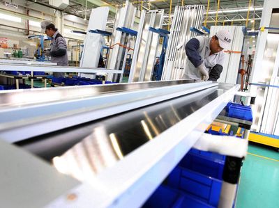 Melihat Pabrik Lift dan Eskalator Mitsubishi