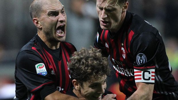 Diwarnai Keputusan Kontroversial, Milan Kalahkan Juve 1-0