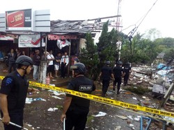 Gegana dan Inafis Tiba di Lokasi Ledakan PHD Pondok Melati, Bekasi