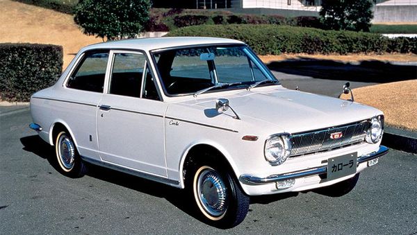 Sedan Corolla dari Masa ke Masa