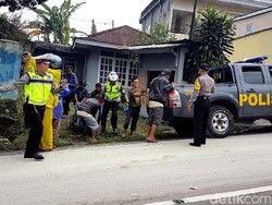 Truk Seruduk Tiga Kendaraan di Jalur Ciloto, 3 Orang Tewas