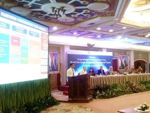 Likuiditas Perbankan Rp 350 T Bisa Dipakai untuk Beli SBK