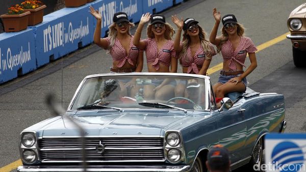 Ini Foto-foto Parade Pebalap V8 Supercars