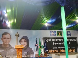 Jelang Penetapan Cagub DKI, Agus Yudhoyono dan SBY Kumpul di Kantor PD