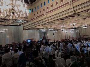 Riuhnya Perang Yel-yel Pendukung 3 Cagub-Cawagub DKI Setelah Disahkan