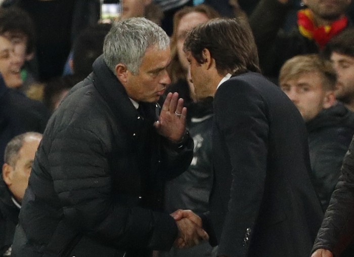 Britain Soccer Football - Chelsea v Manchester United - Premier League - Stamford Bridge - 23/10/16
Manchester United manager Jose Mourinho and Chelsea manager Antonio Conte at the end of the match 
Action Images via Reuters / John Sibley
Livepic
EDITORIAL USE ONLY. No use with unauthorized audio, video, data, fixture lists, club/league logos or 