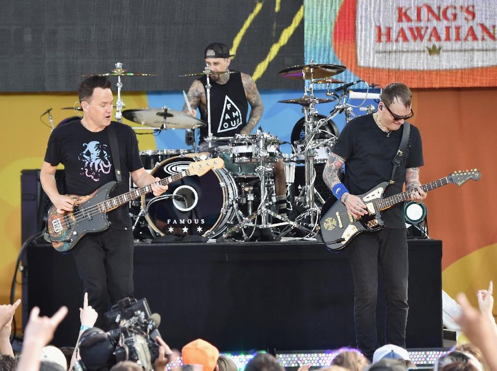 Tak Hanya Rilis Album, Blink 182 Rilis Jadwal Tur Inggris Tak Hanya Rilis Album, Blink 182 Rilis Jadwal Tur Inggris