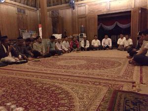 Jelang Penetapan KPU DKI, Relawan Anies Doa Bersama di Jakarta dan Yogya