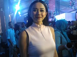 Putus, Bagaimana Hubungan Aura Kasih dan Glenn Fredly?