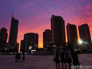 Menikmati Senja di Surfers Paradise